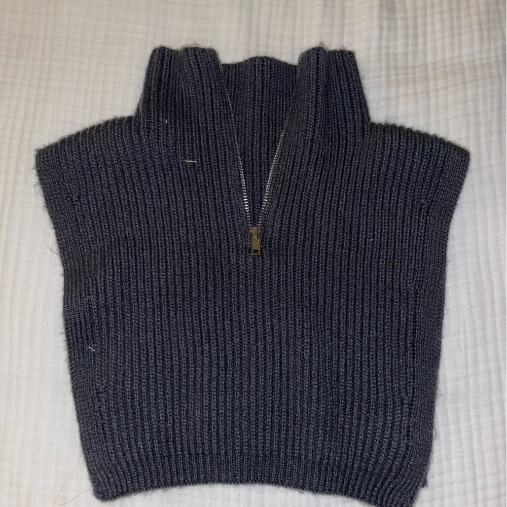 H&M SWEATER